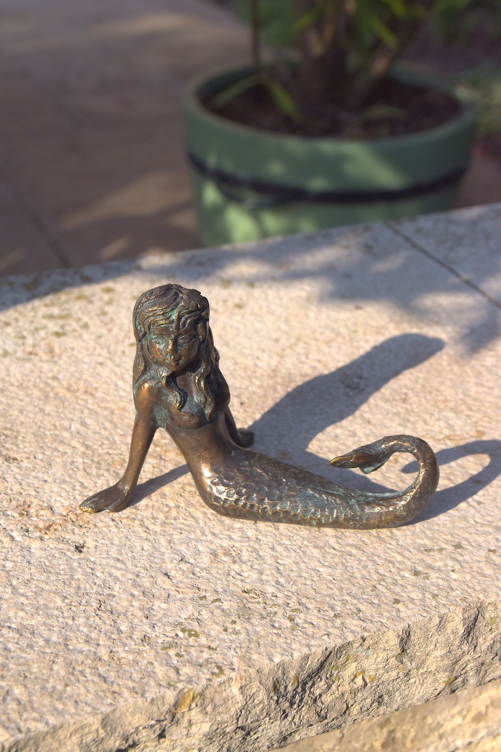 Bronzefigur Meerjungfrau NERINA