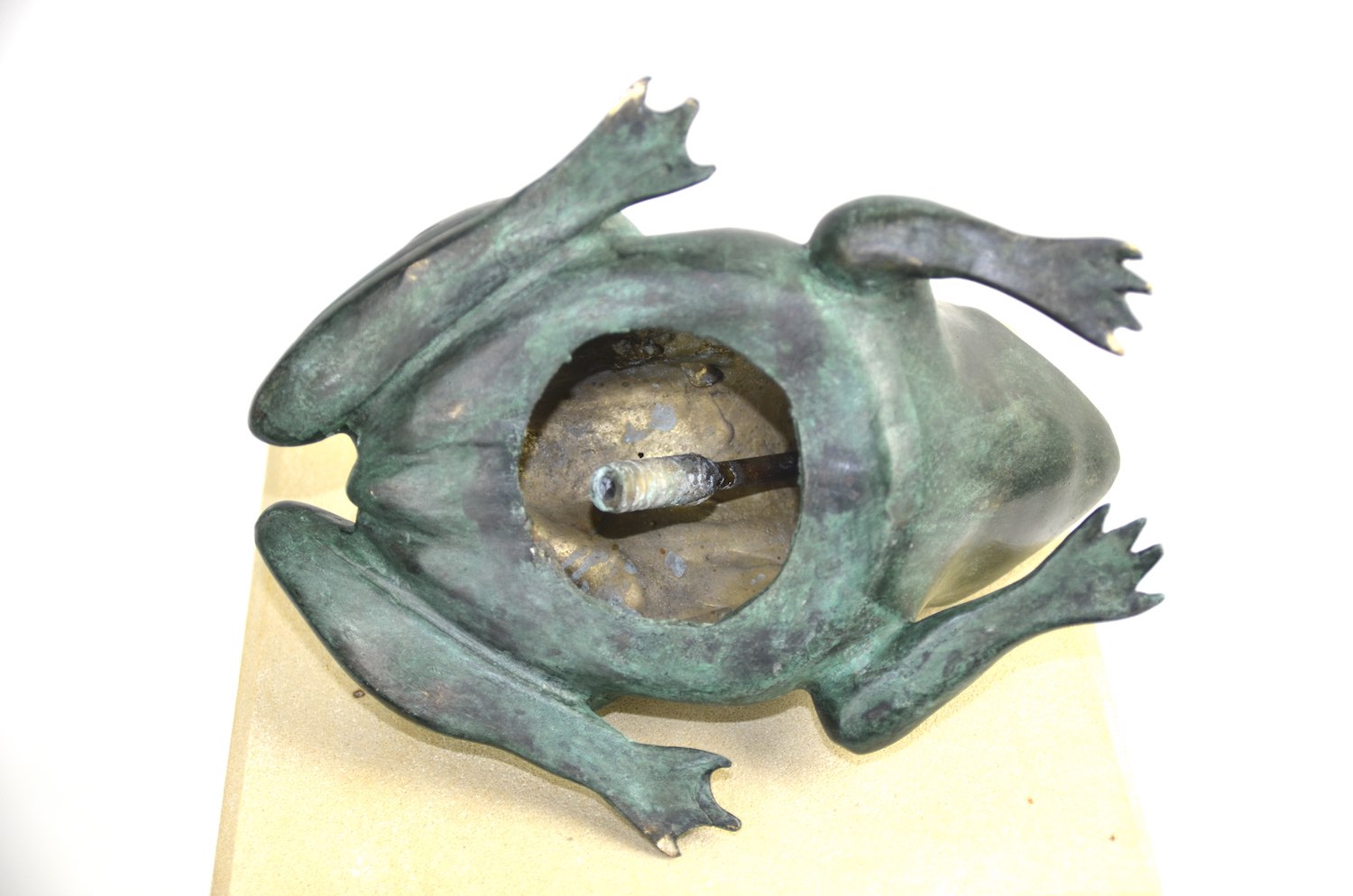 Bronzewasserspeier Frosch JOSÉ