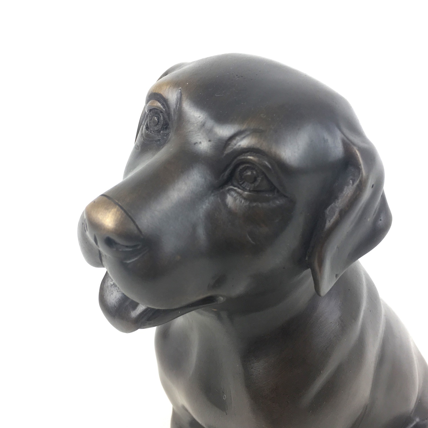 Bronzefigur Hund LABRADOR AVA
