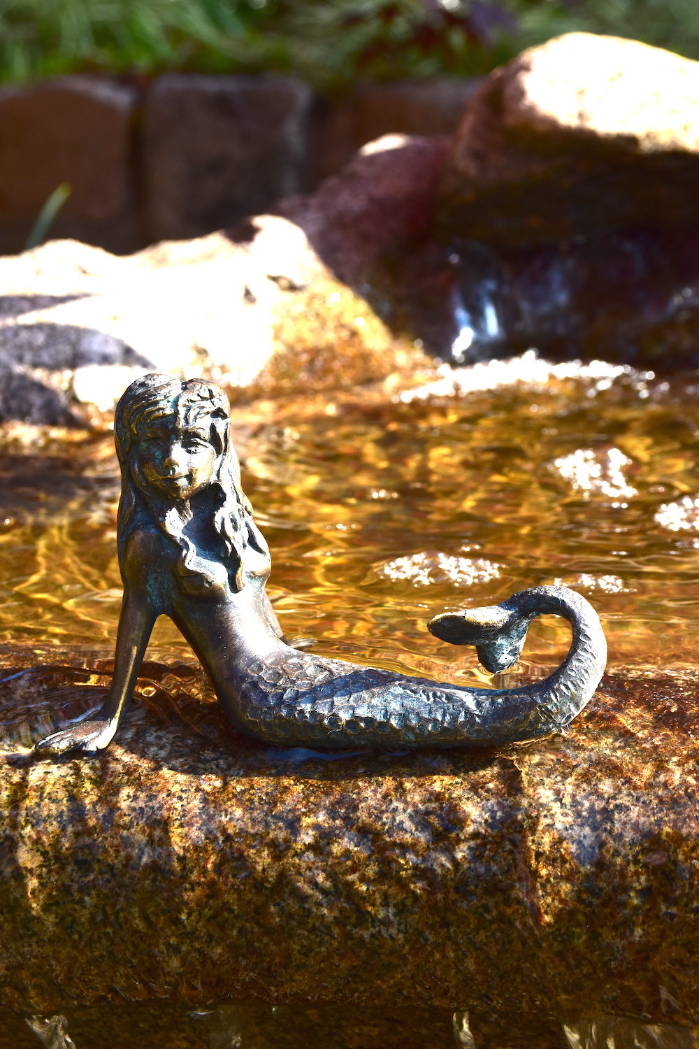 Bronzefigur Meerjungfrau NERINA