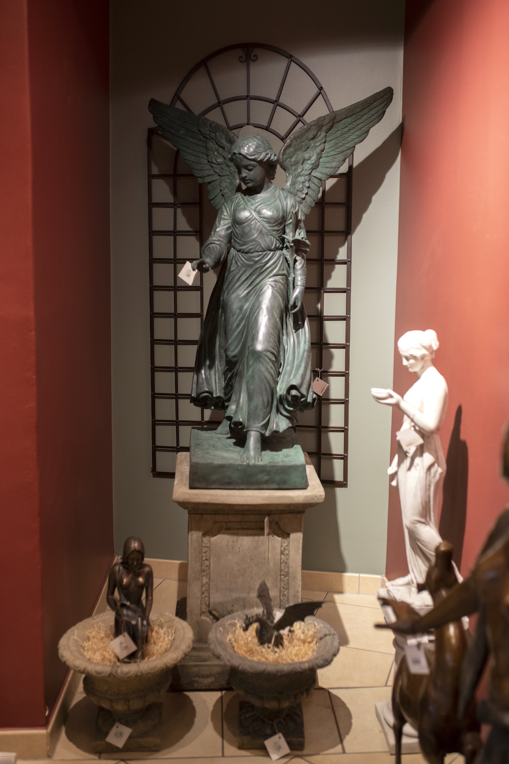 Bronzefigur ANGEL OF THE WATERS, 124 cm