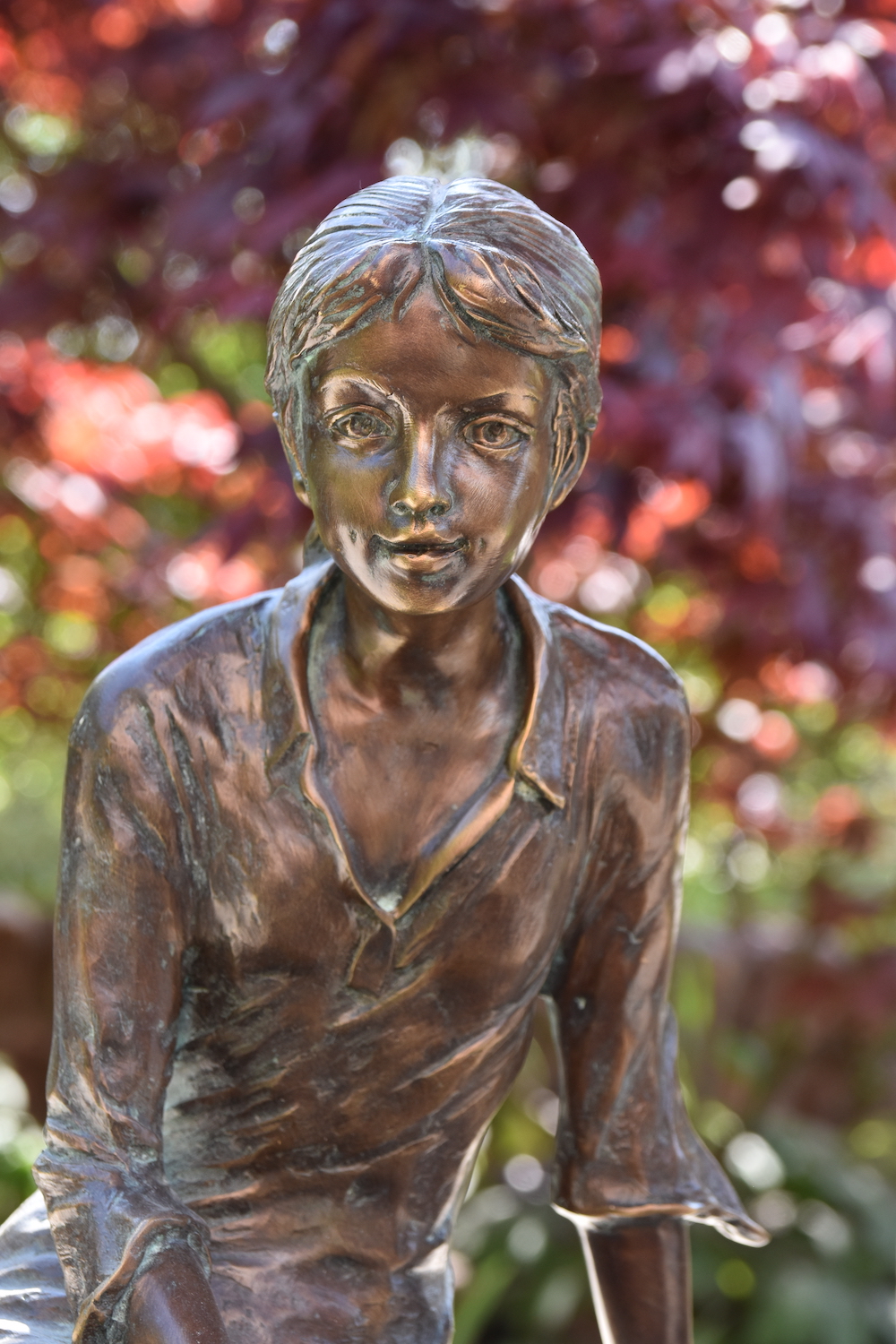 Bronzefigur LENA