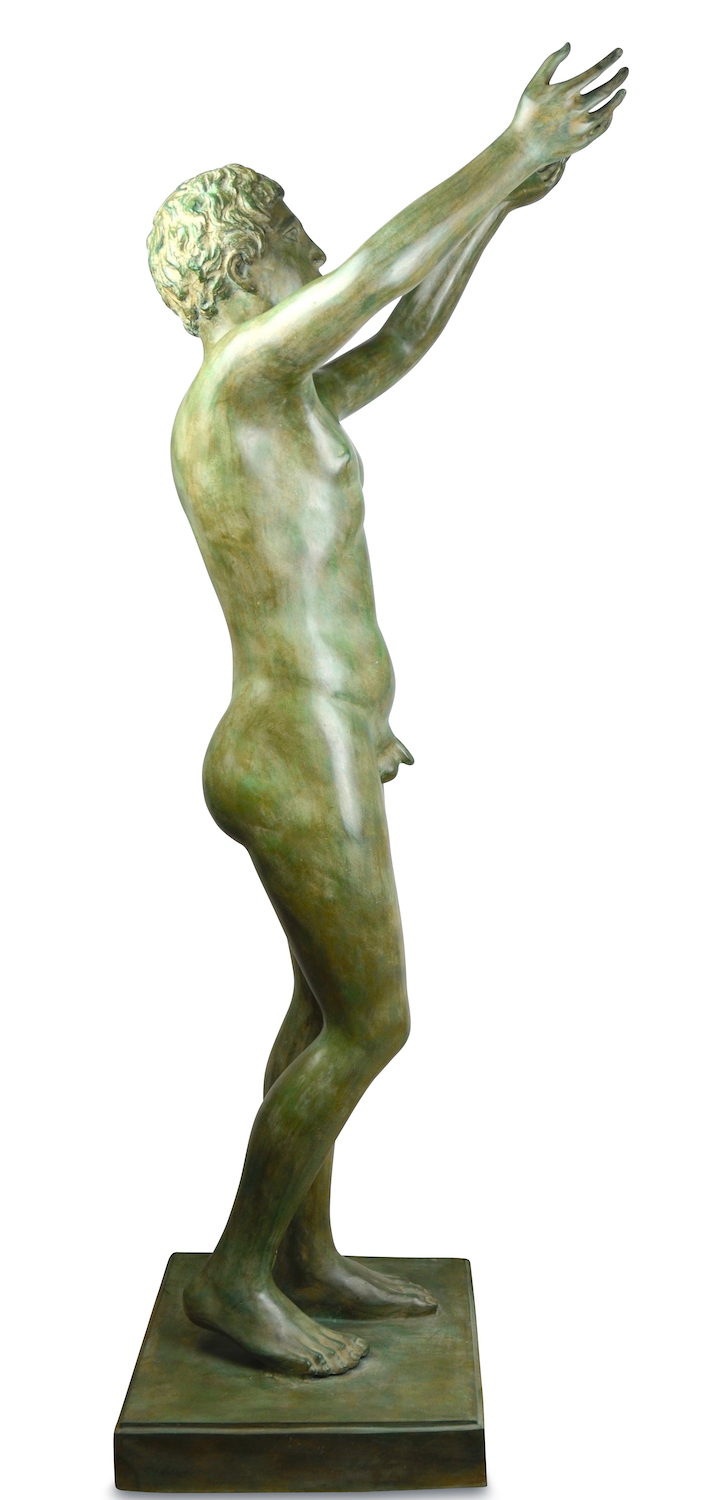 Bronzefigur BETENDER KNABE,  Originalgröße 130 cm, grün patiniert